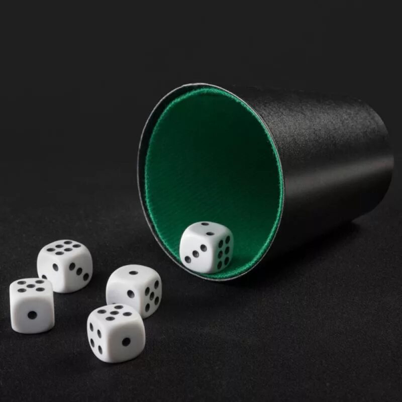 Любимая игра кости. Игральные кости дизайнерские. Любимая игра кости. Игральные кости для игры в кости. Азартные настольные игры.