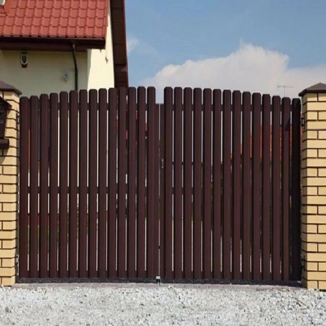 Ворота из евроштакетника