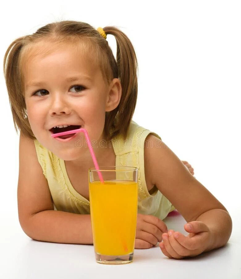 Пьет сок написать. Juice девочки. Девочка с соком. Ребенок пьет сок. Девочка пьет сок и показывает класс.