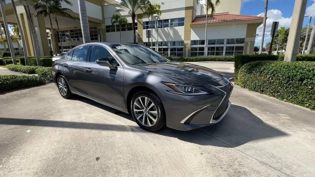 Лексус 2020 купить. Lexus es 350 2022. Лексус 2020 года. Lexus is 2020. Лексус 2020 Бишкек.