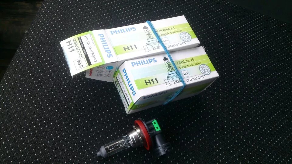 Лампочки в противотуманки нива шевроле. Лампочка птф лачетти 2008. Лампы противотуманок нива шевроле. Лампа противотуманной фары нива шевроле. Chevrolet niva противотуманная лампа.