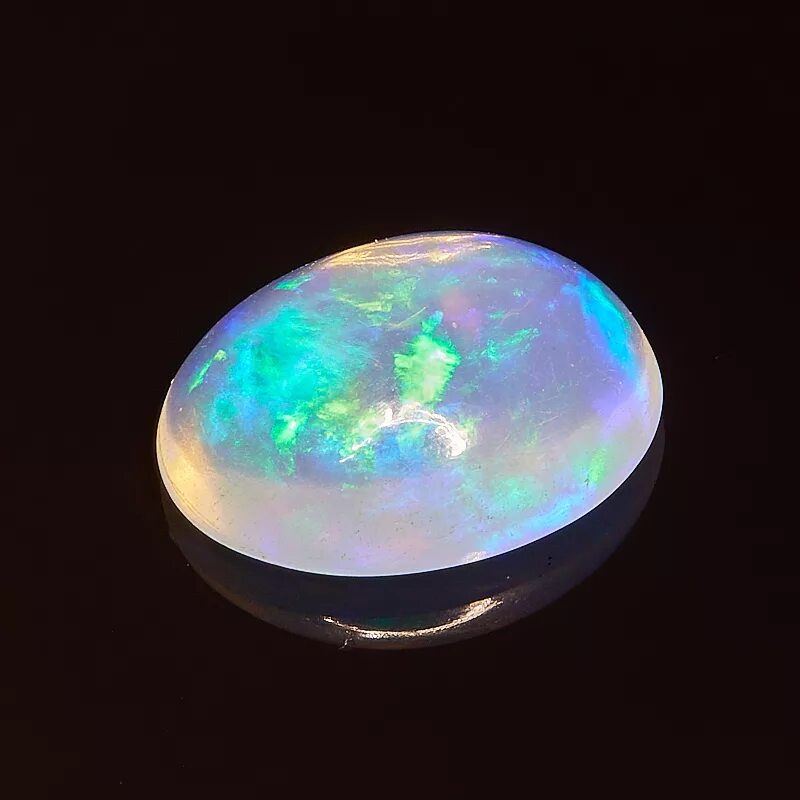 Молочный опал камень. Эфиопский опал geode. Молочный опал камень. Опал огранка кабошон. Опал кабошон.