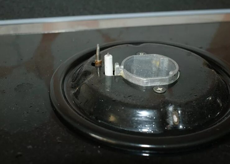 Газовая панель не работает конфорка. Газовая варочная панель 5 конфорок bosch. Газовая плита. Газовая панель не работает конфорка. Газовая плита в разборе.