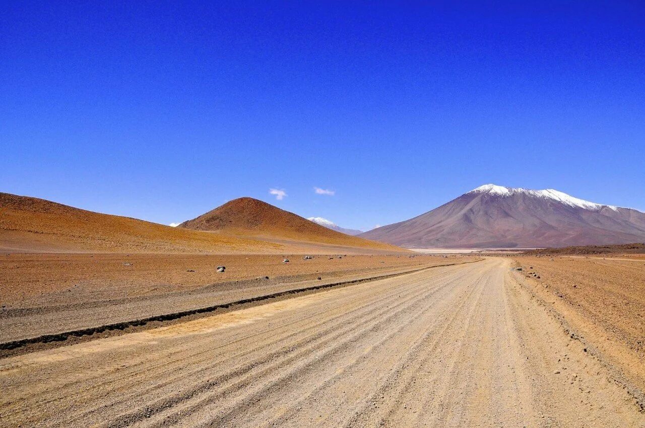 Самая сухая территория земли. Чили пустыня Атакама. Южная Америка пустыня Атакама. Самая Высокогорная пустыня (Атакама).. Самая сухая пустыня Атакама.