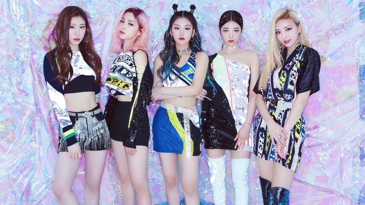 Itzy who. Itzy who