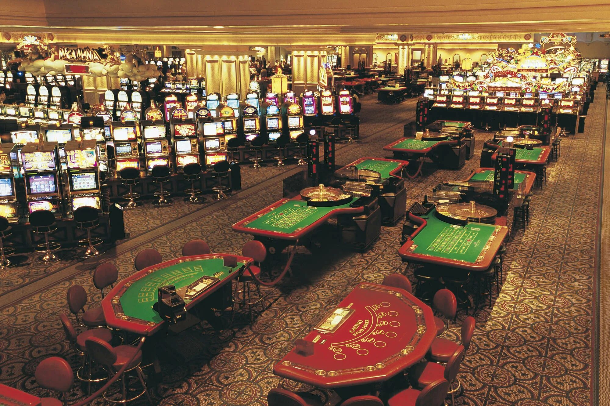 Лас Вегас казино Лотос. Казино Лас Вегас покерный стол. Афины казино. Казино «Casino Aalborg» в Ольборге.
