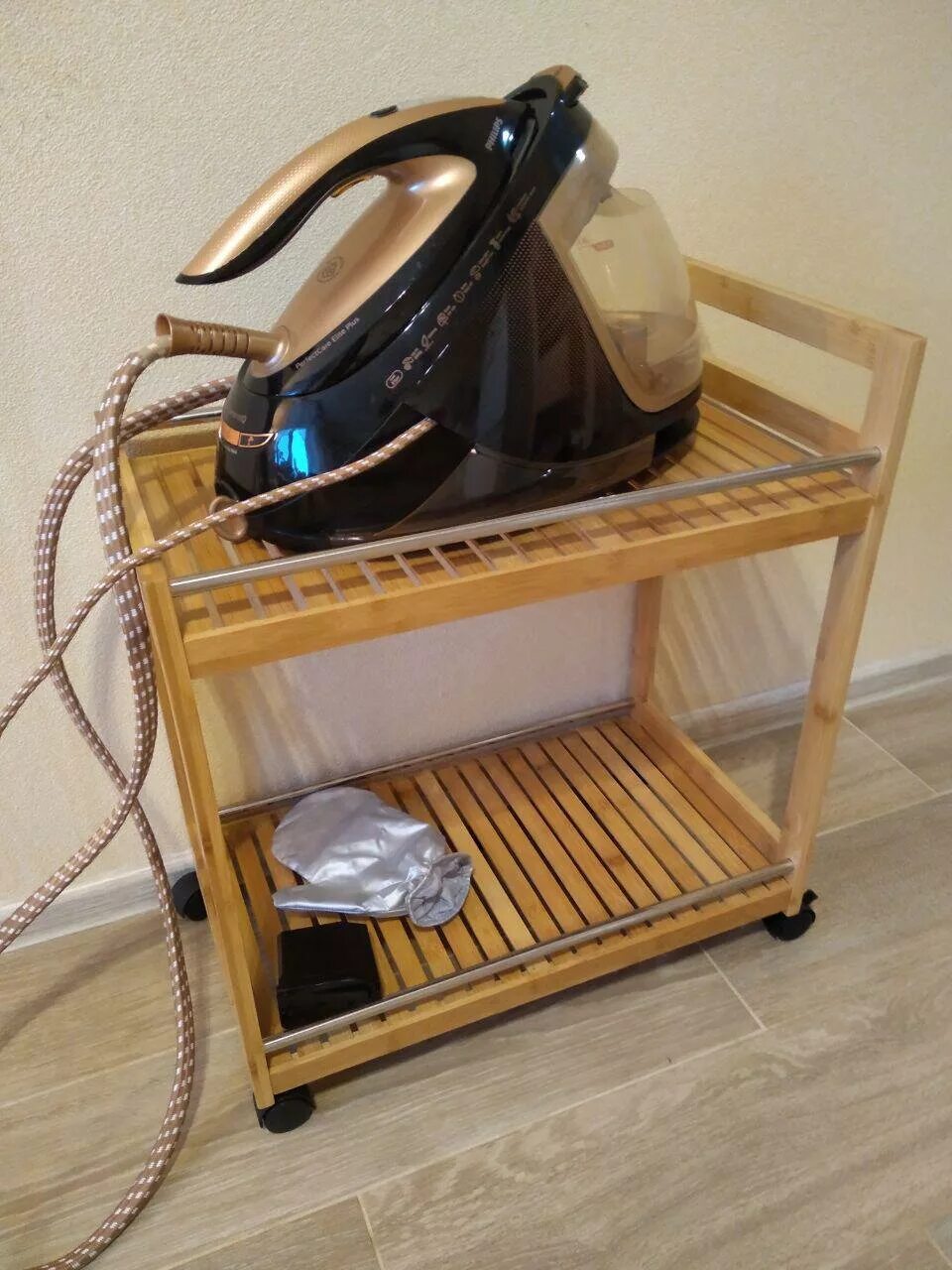 Парогенератор philips gc9682/80 perfectcare elite plus черный/бежевый. Gc9682 парогенератор. Gc9682 парогенератор. Philips gc 9682/86. Филипс утюг парогенератор perfectcare elite.