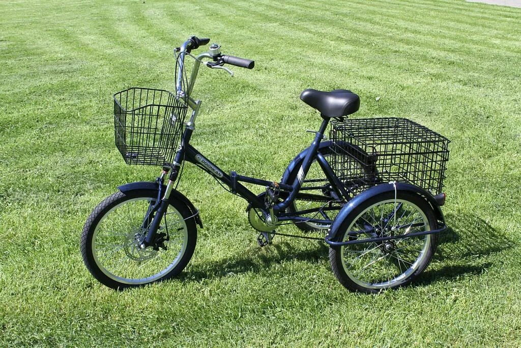 Где купить трехколесный велосипед. Велосипед Doonkan Trike 20. Электровелосипед трехколесный складной Doonkan Trike. Трицикл Doonkan Trike 20. Велосипед 3х колесный взрослый с корзинкой стелс.