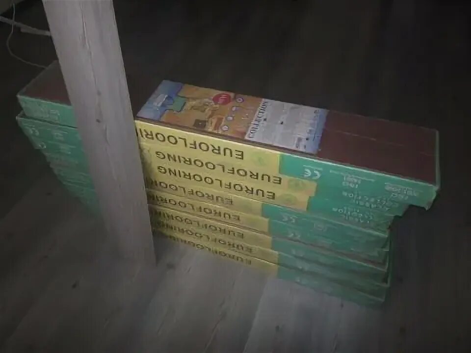 Сколько ламината в 1 упаковке. Ламинат упаковка. Габариты упаковки ламината 33 класс 8 мм.