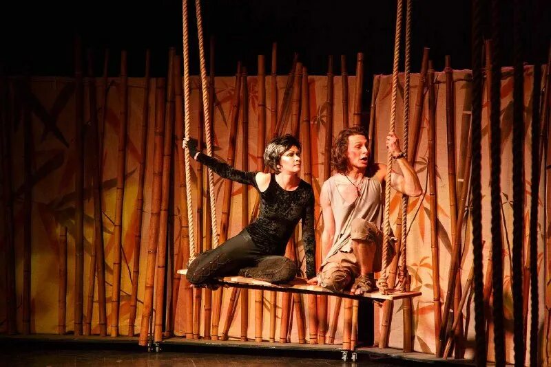 Театр рекомендуем. Арбенин маскарад без слов театр сатиры. Елена ряшина и илья славутский. Театр оперы и балета. Московский театр мюзикла жизнь прекрасна.