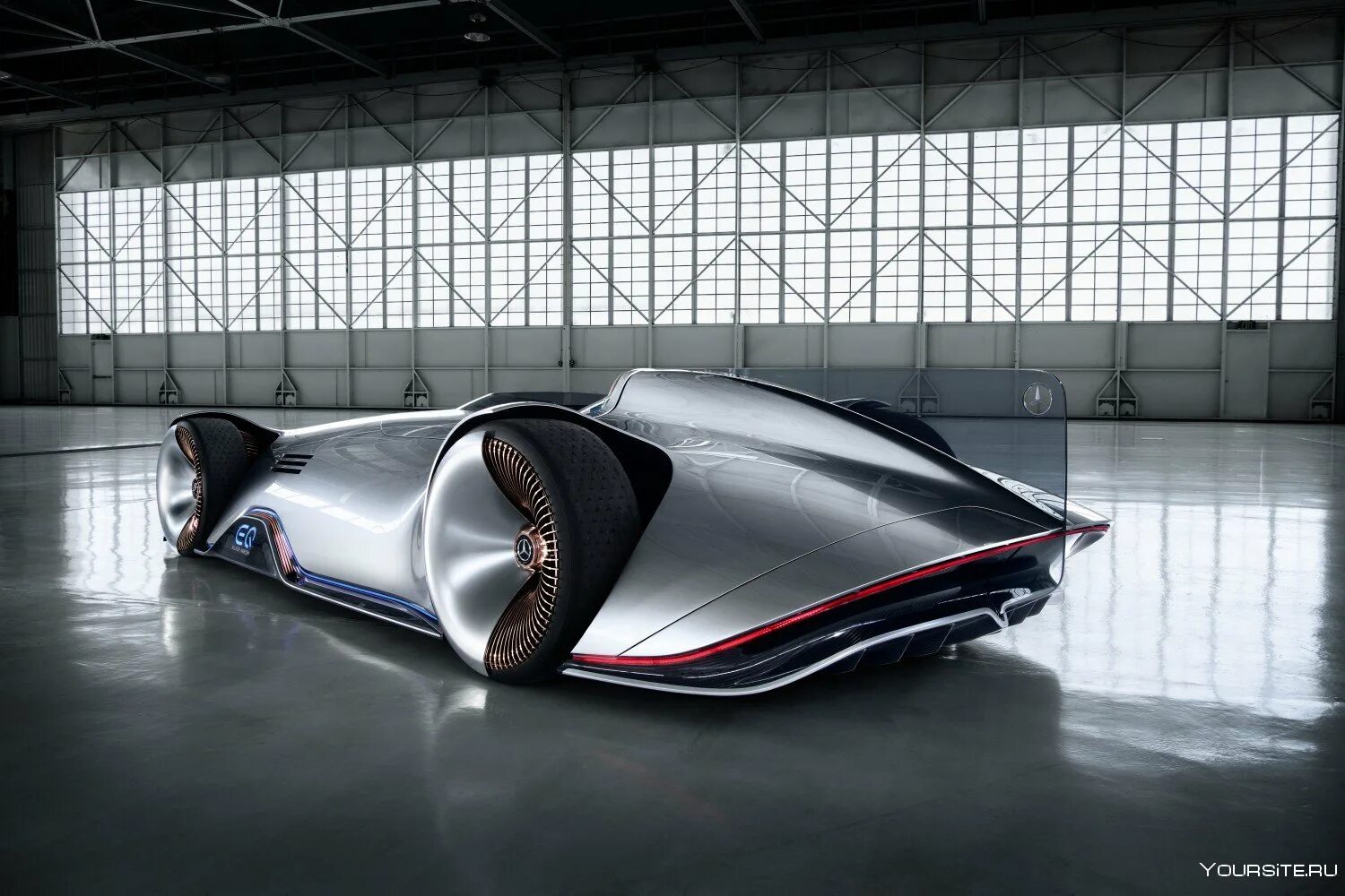Мод на машины будущего. Mercedes-benz vision eq silver arrow. mercedes-benz vision eq. mercedes vision eq silver. мерседес будущего сильвер арроу.