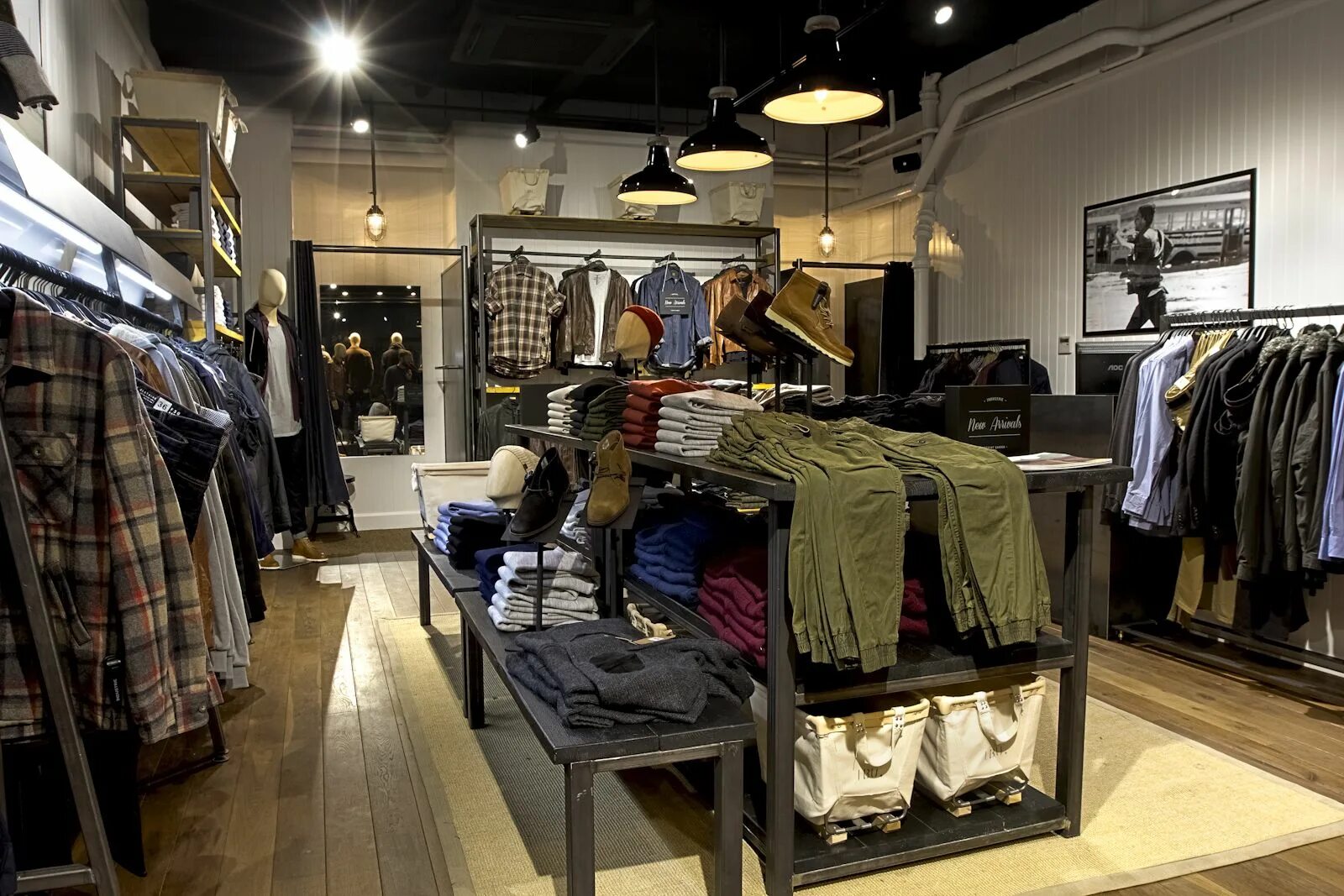 Ленина 159 тц проспект 2 этаж (левое крыло). Повседневные магазины. Недорогие магазины одежды в москве. Проспект ленина томск цум. Парк хаус волгоград магазины одежды.