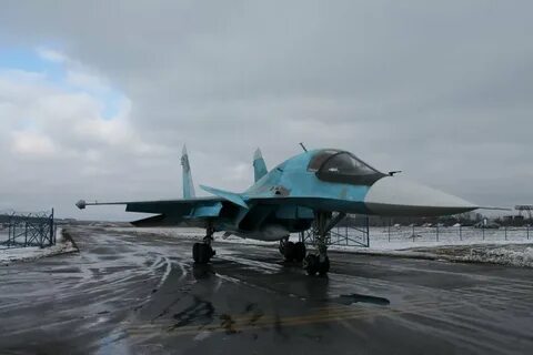 Самолеты на военном аэродроме морозовск