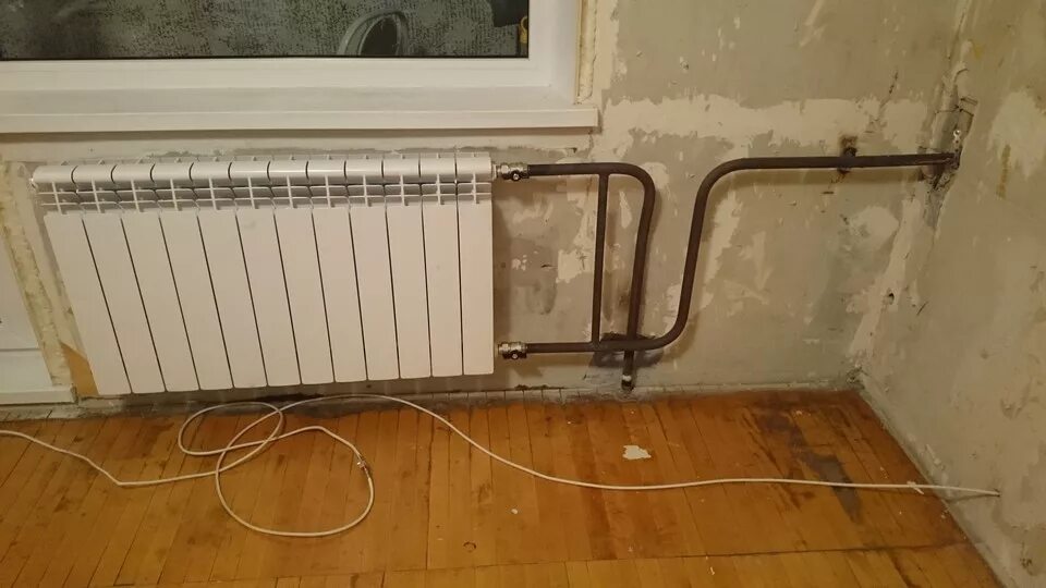 монтаж радиаторов отопления. замена батарей через жэк. чугунные батареи в квартире. опрессовка системы отопления. замена радиаторов отопления в квартире через жэк бесплатно.