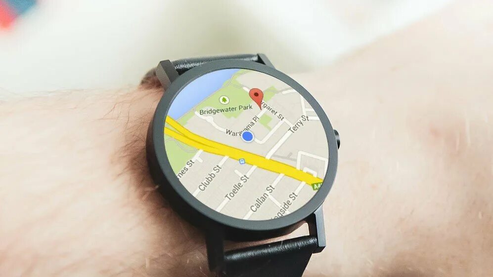 Wear os. Wear os смарт часы. Смарт часы с гуглом. Маркет гугл scuba циферблат wear os. Часы с навигацией и картами для туризма.