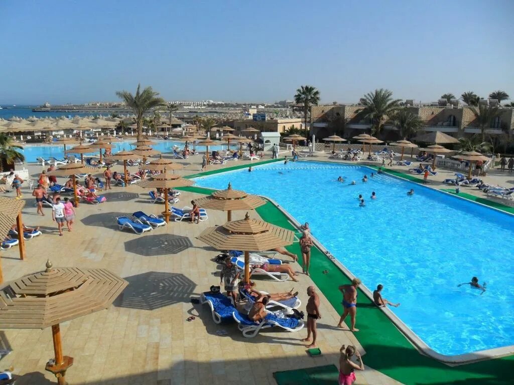 Египет алладин Бич Резорт. Алладин Бич Резорт отель Хургада. Aladdin Beach Resort Hurghada 4 Хургада. Отель алладин Хургада Египет.