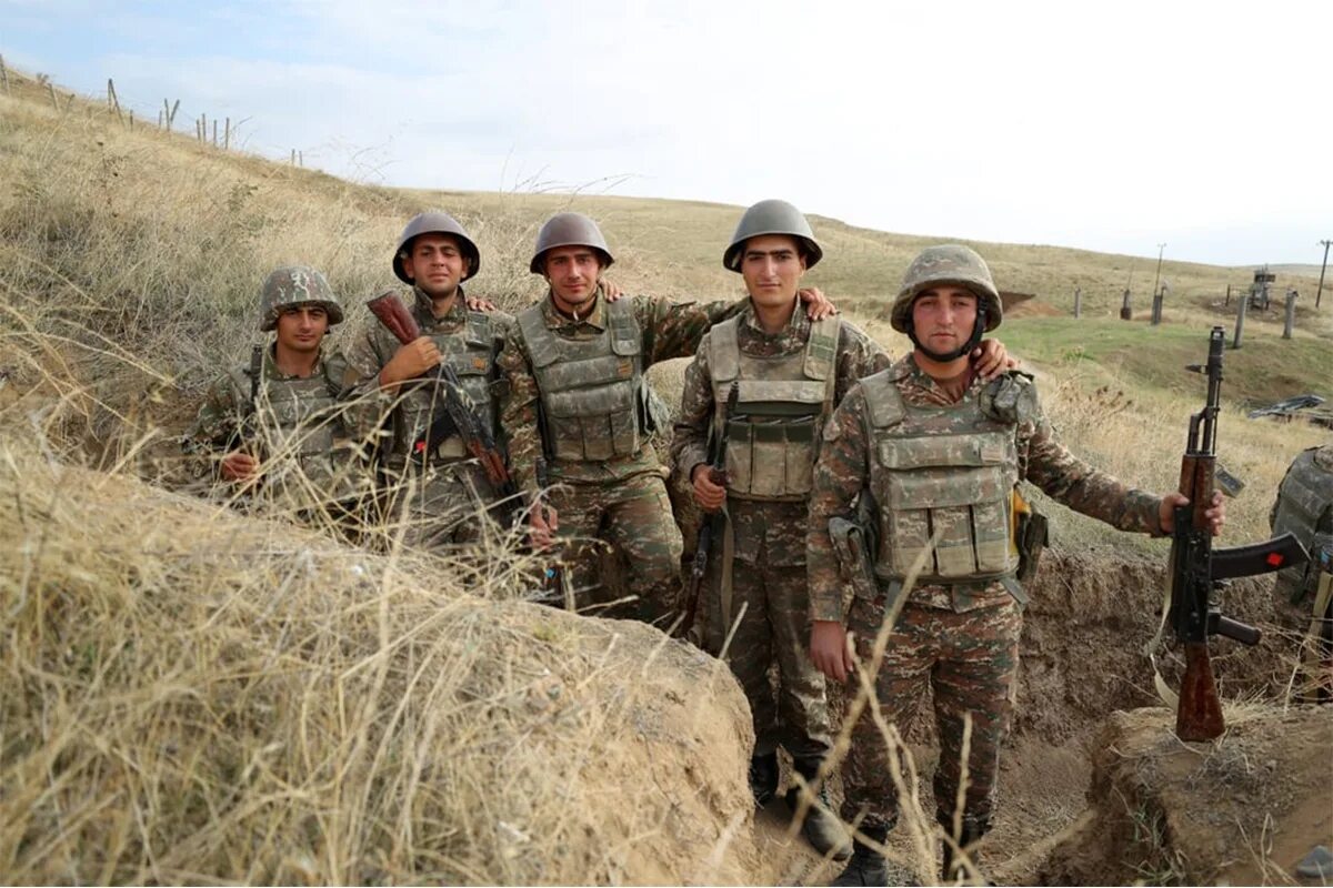 Сайты арцах. Армия обороны Арцаха 2020. Армянские солдаты в Карабахе 1992-1994.