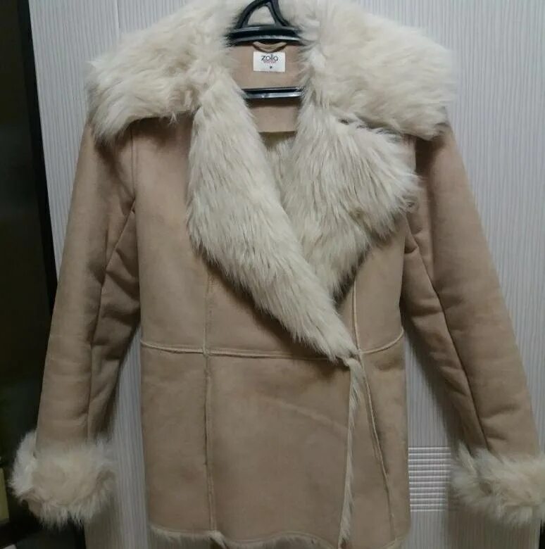 Дубленка кира пластинина искусственная. Дубленка из 90-х женские. Юла дубленки. Дубленка из тосканского ягненка. Дублёнка из кожзама.