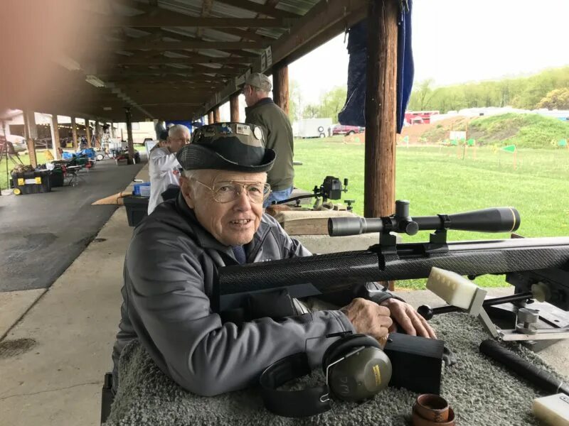 Стрельба спорт. Shotgun расмлари. Стрельба с пистолета. Ирина горбачева практическая стрельба. Shotgun hunter.