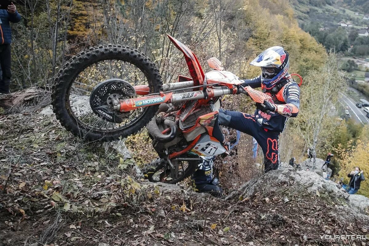 Эндуро тренировки. Романьякс эндуро 2021. Эндуро романьяк 2022. Red bull ROMANIACS 2021. Red bull ROMANIACS 2022.