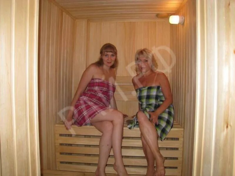 Русское видео мамы в бане. Зрелые мамочки в сауне. Взрослые женщины в парной.