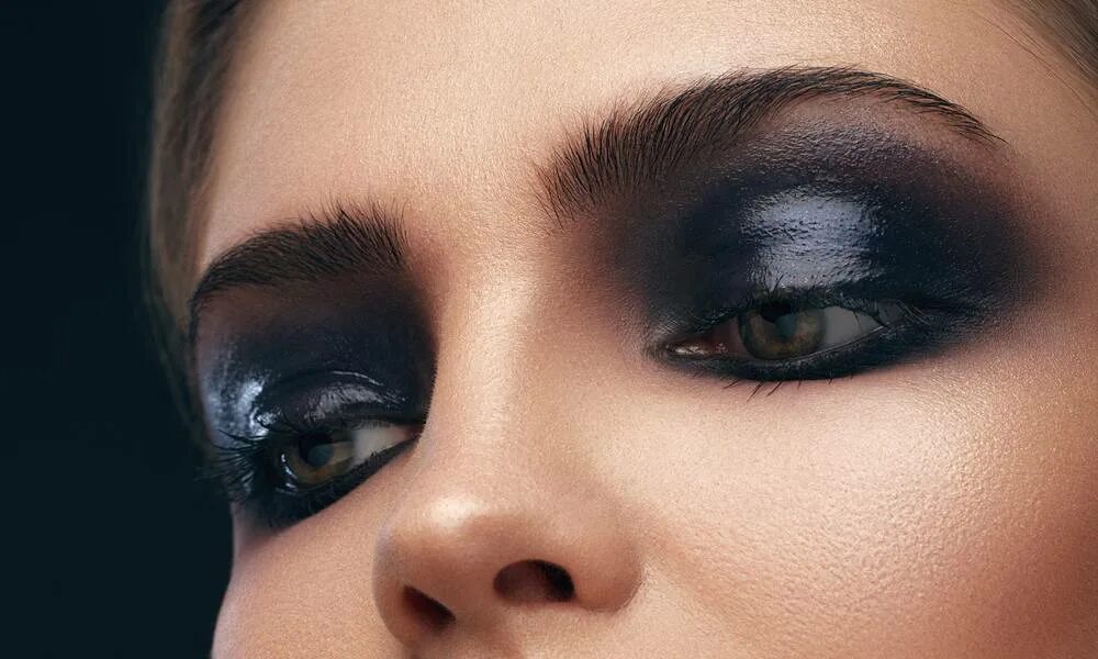 Мейкап смоки грин. Смоки айс видео. Смоки айс видео. Смоки айс видео. Макияж смоки айс тенями.