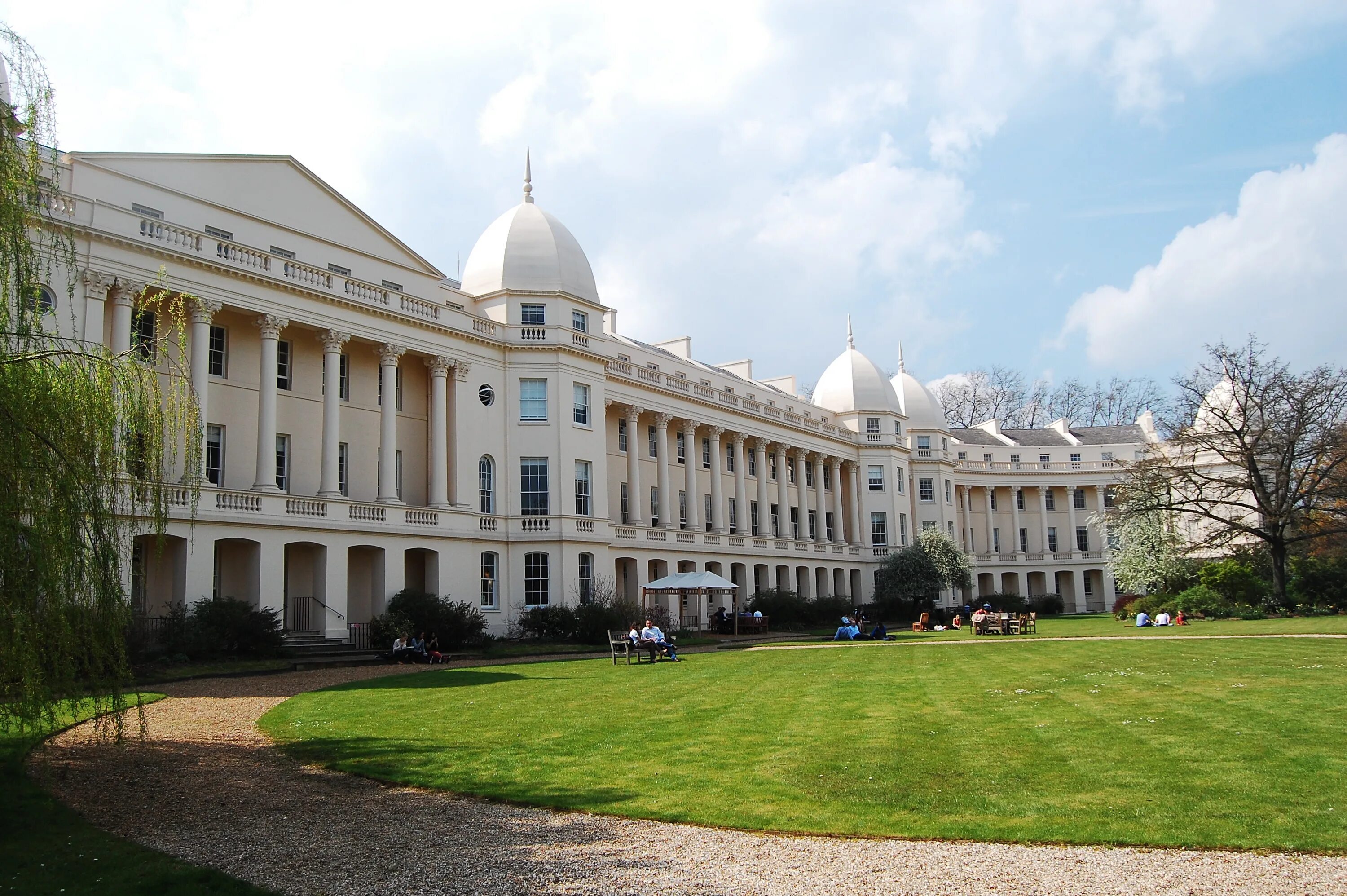 Школа бизнеса в Лондоне. London Business School (lbs). Sussex школа в Великобритании. Кампус университета Великобритании. Школа бизнеса колледж