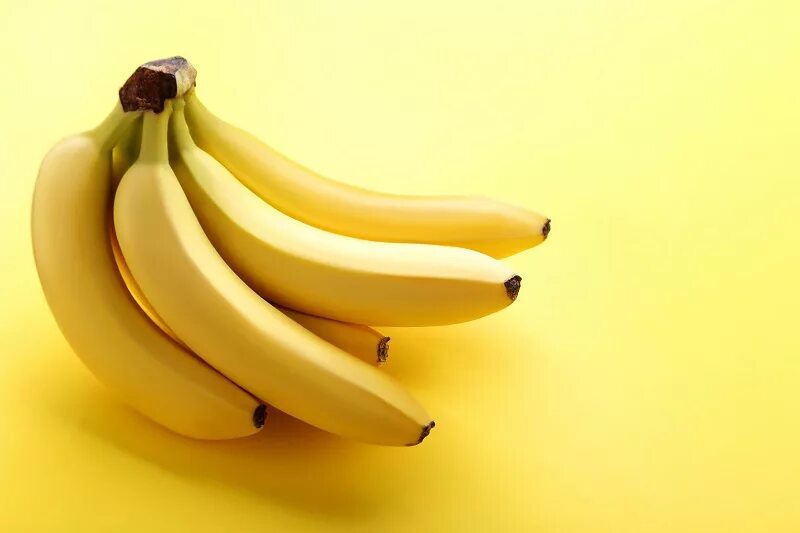 Бананы фон. Банан на желтом фоне. Спелый банан. Банан Эстетика. Свит банана