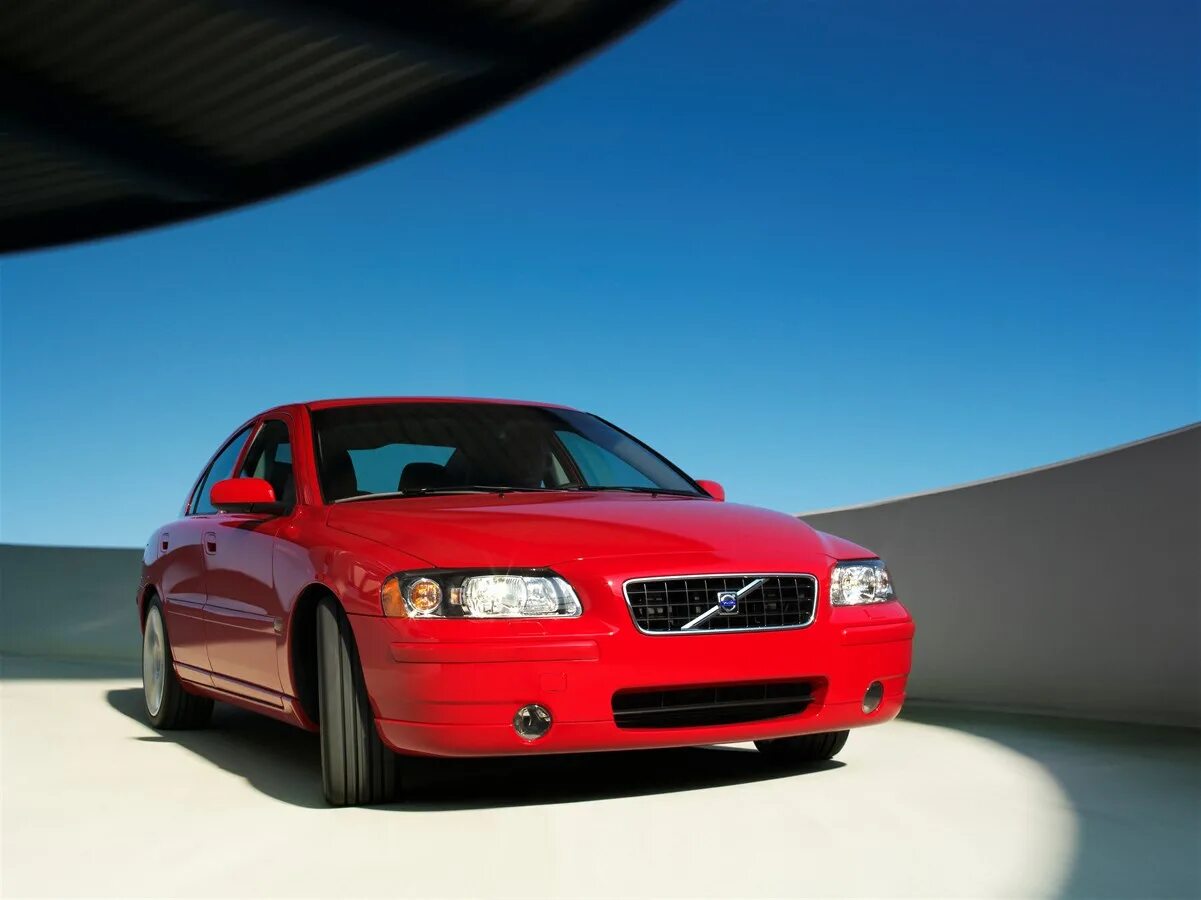 Volvo s60 2006. Volvo s60 1. Вольво s60 красная.
