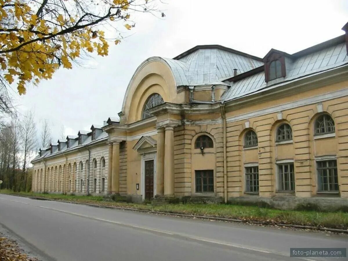 Здания гатчины
