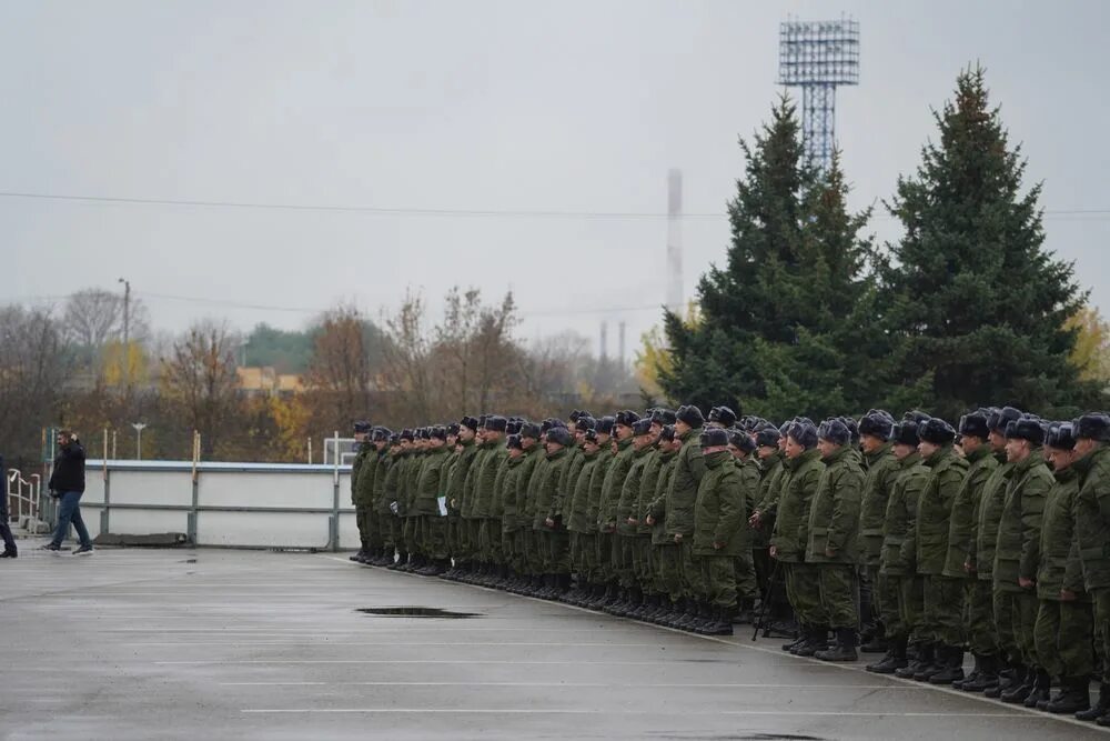 Построение военных. Сборы призывников. Тверская область мобилизованный. Мобилизованные псков. Мобилизованные в твери.