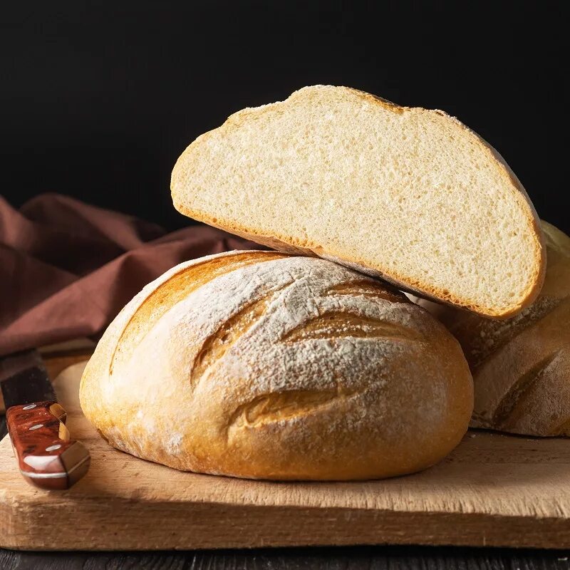 Золотистые хлеба. Хлеб Тамбовский хлебокомбинат. Хлеб золотое поле тамбовских хлебокомбинат. Хлеб Тамбовский хлеб на Чичканова. Пшеничный хлеб.