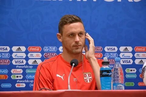 Футболист даю