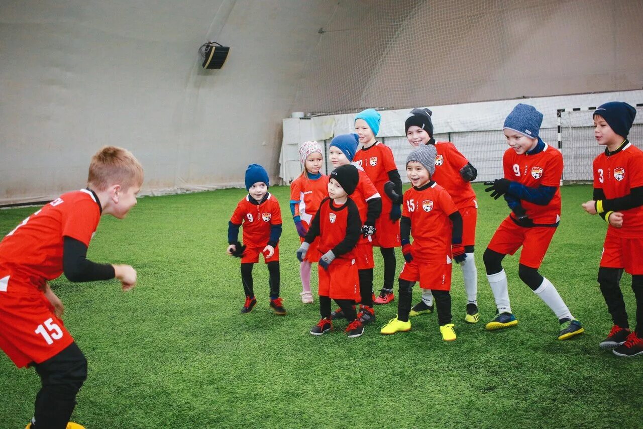 Футбольная школа фаворит. Школа фаворит. Фаворит рязань спортшкола. Фаворит иваново футбольный клуб. 518 школа фаворит.