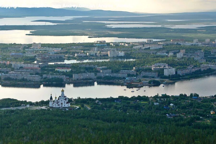 Мончегорск места. Мончегорск центр города. мончегорск река. смотровая площадка мончегорск. мончегорск экономический район.