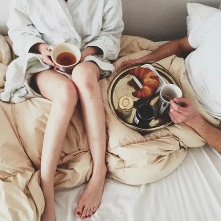 Утро в постели фото - Coffeebull.ru