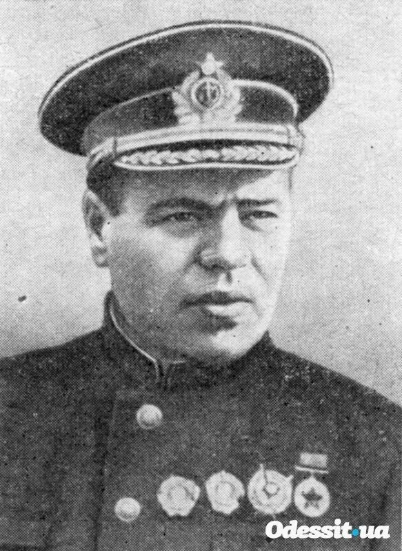 Писатель участник героической обороны. Г В Жуков контр-Адмирал. Одесса контр Адмирал Жуков.