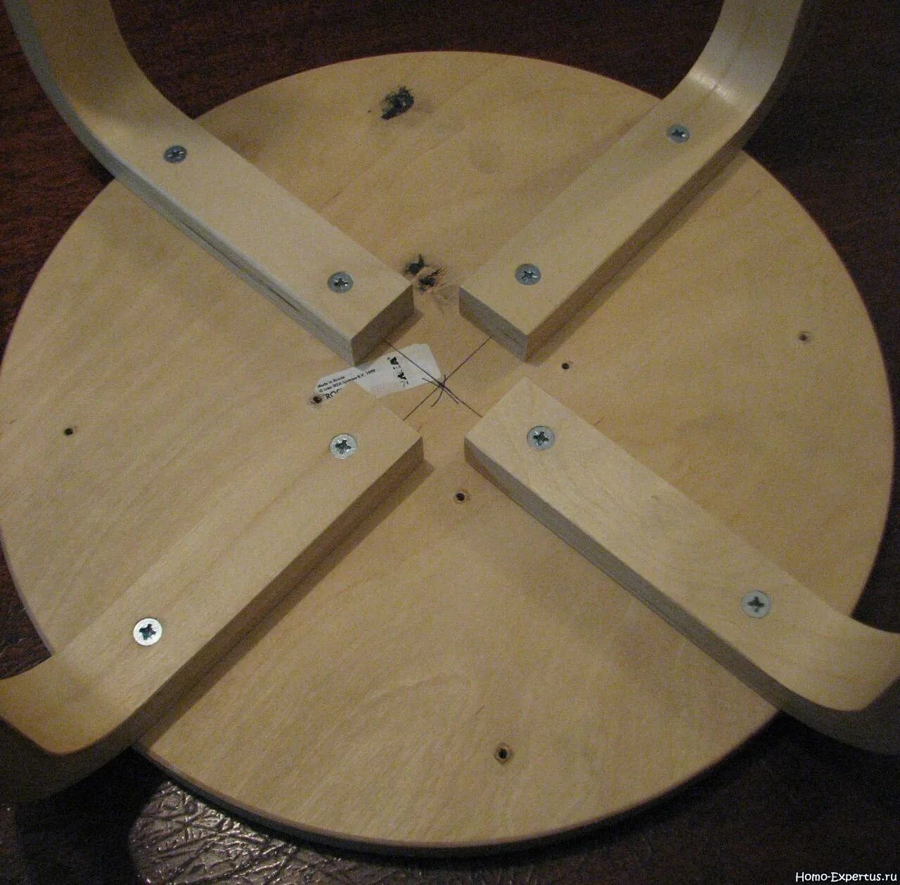 круглый столик своими. круглый столик своими руками. крестовина для стола из дерева. как сделать круглую ножку. ножка для стола деревянная.