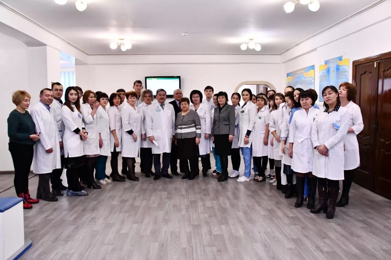 Экибастуз фото города 2022. Экибастуз больницы города. Поликлиника 1 экибастуз. Экибастуз поликлиники. Стоматология алпан в павлодаре.