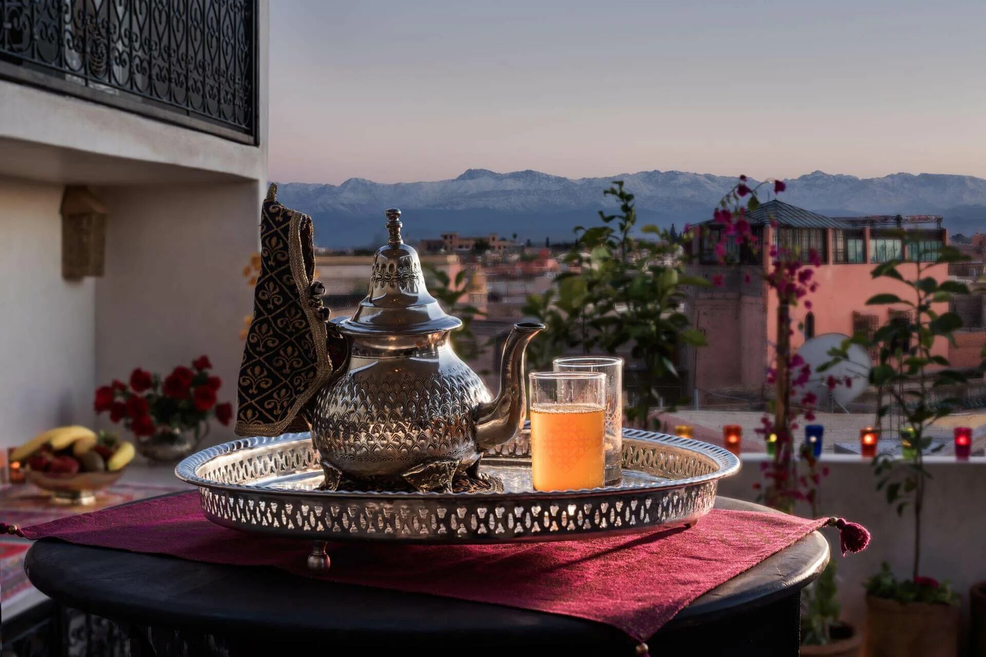 Марокко Марракеш. Марокканский Риад. Мятный чай Марракеш Марракеш. Марракеш Riad Chergui.