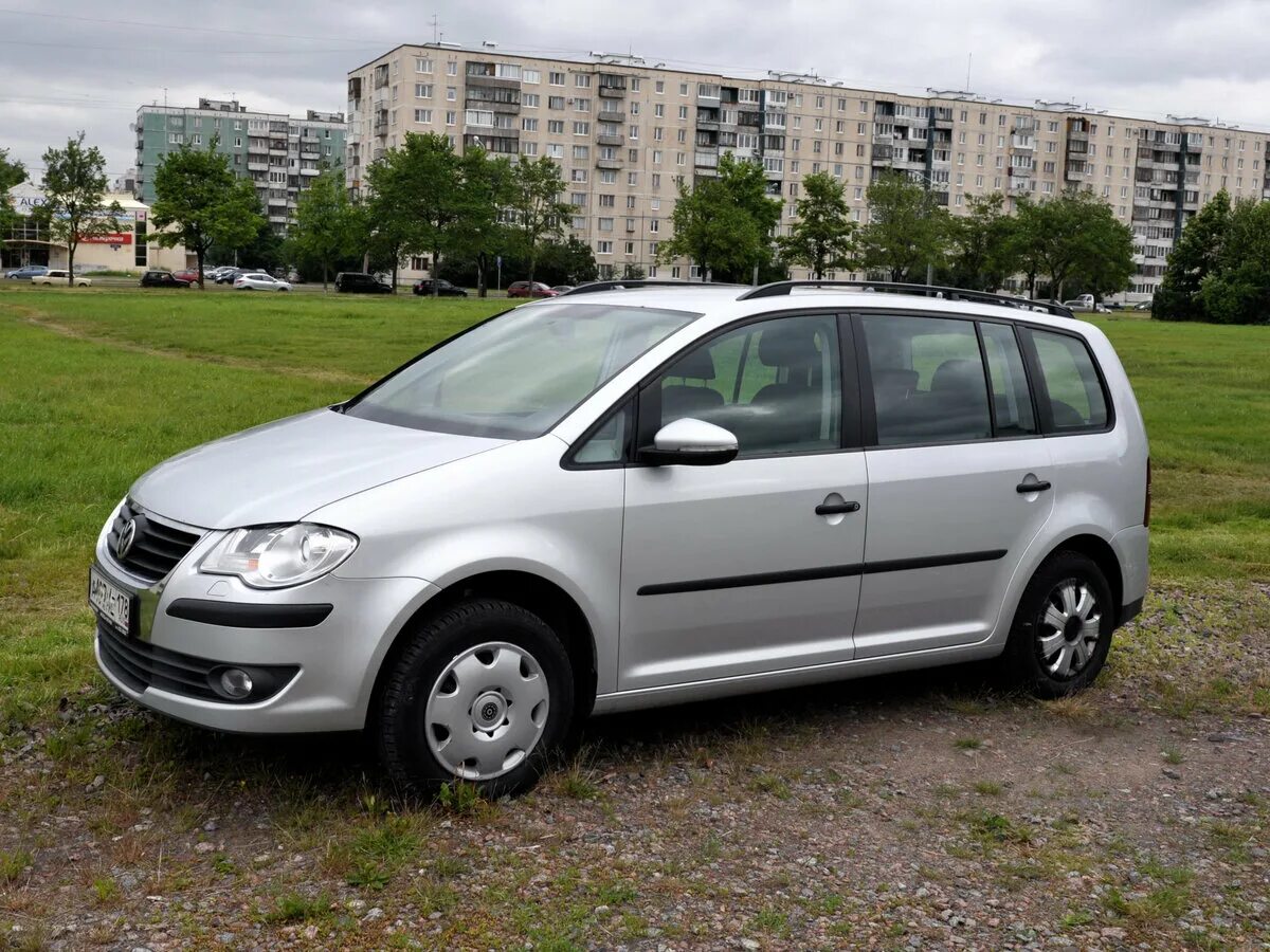 Volkswagen туран 2010. Volkswagen touran 2010 рестайлинг. Volkswagen туран 2010. Vw touran ii 2010. фольксваген туран 1.