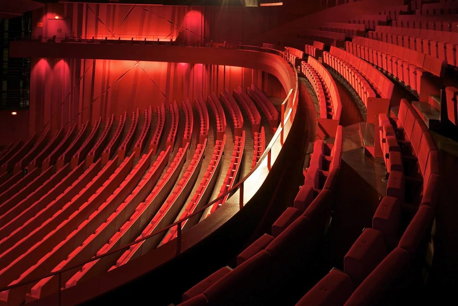 курск театр 3д лавина. зд театр. молодежный театр 3д курск. театр мэбик в курске 3 д. 3d-пазл cubicfun большой театр (c149h), 29 дет.