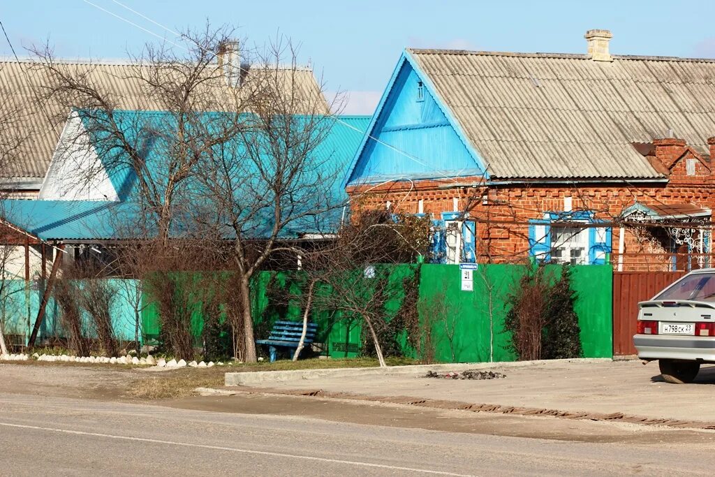 Население пгт ильский. Поселок ильский краснодарский край. Школа 16 ильский. Ильский краснодарский край на карте. Глава ильского городского поселения северского района.