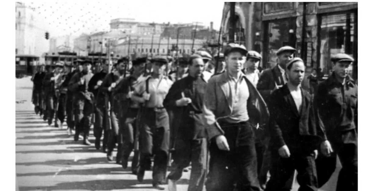 Мобилизация народного ополчения. Мобилизация в москве 1941. добровольцы 1941 год. 22 июня 1941 добровольцы. народное ополчение ссср.