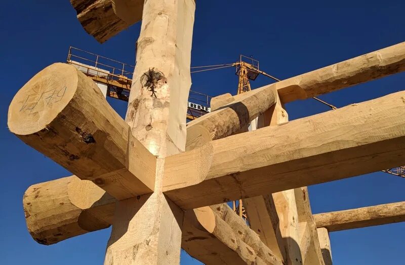 Logs posting. Каркасно-бревенчатая технология Post Beam. Рубка пост энд Бим. Срубы пост энд Бим. Пост энд Бим технология.