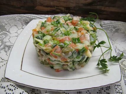 Салат с зеленым горошком морковкой