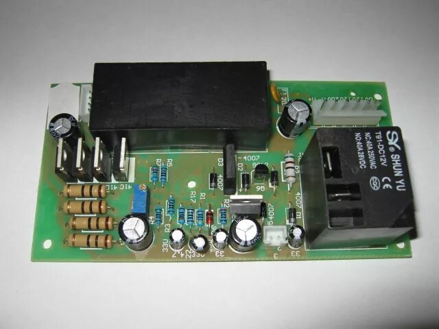 Tl-p04rhv14 (tl-p04rhv12). Tz03-09-2 плата управления ресанта. Плата svc 5000va. Последовательное соединение стабилизаторов. Плата управления ts-a11875.