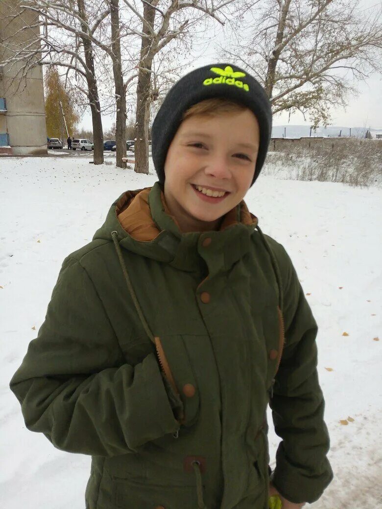 Бенджамин ласниер 14 лет. Обычный мальчик. Никита смолин. Алексей онежен актер. Пацаны 11.