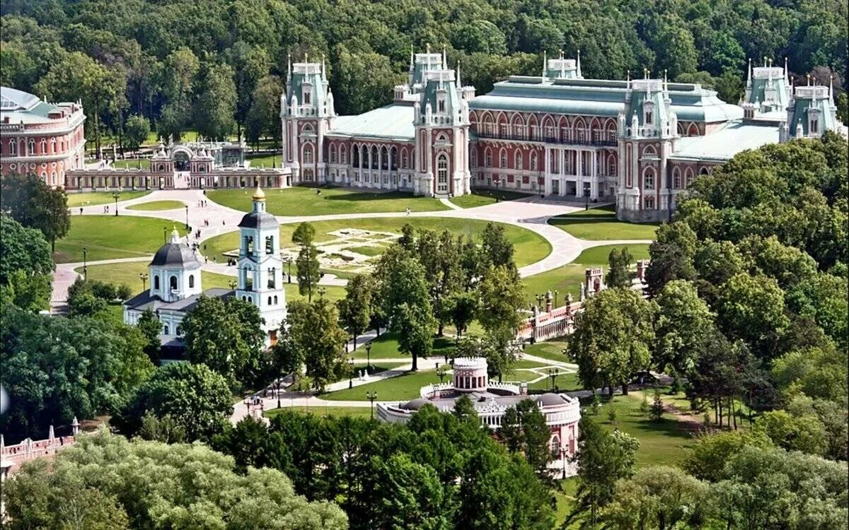 Царицынский дворцово парковый ансамбль