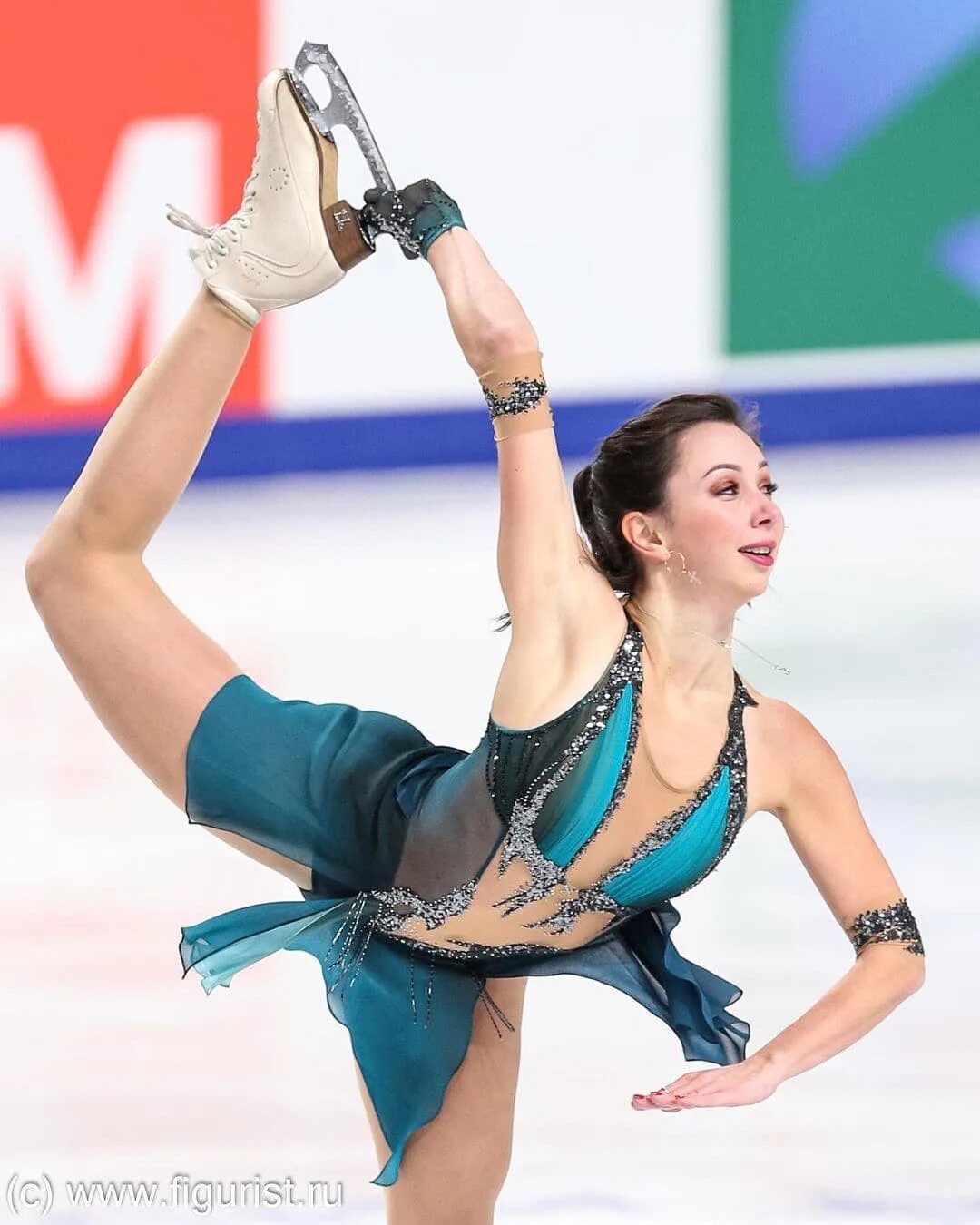 Выступление туктамышевой сегодня. Елизавета туктамышева 2021. Елизавета туктамышева императрица. Елизавета туктамышева 2022. Туктамышева программы.